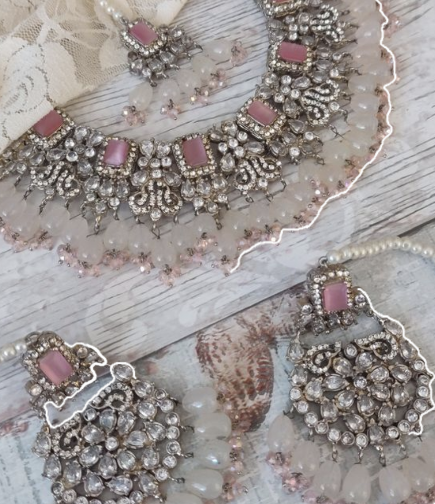 Ensemble de Bijoux de Mariage Indien – Pierres Blanches & Finition Or Rose